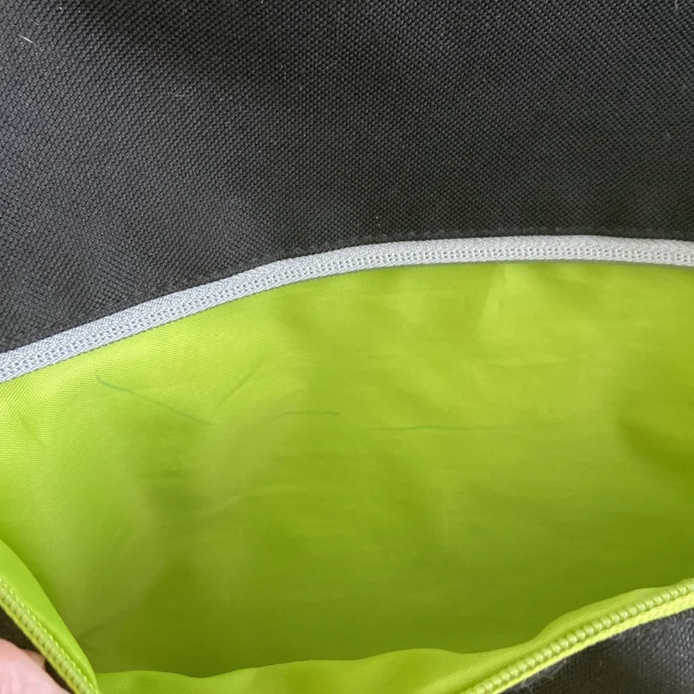 Eddie Bauer Adjustable Strap/ Many Compartments Baby Bag